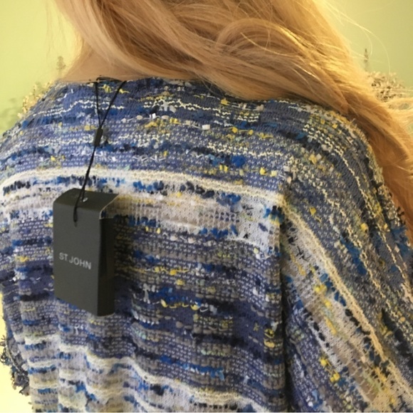 ST. JOHN NEW WITH TAGS SWEATER MED BUT WEARS LIKE… - Picture 8 of 15